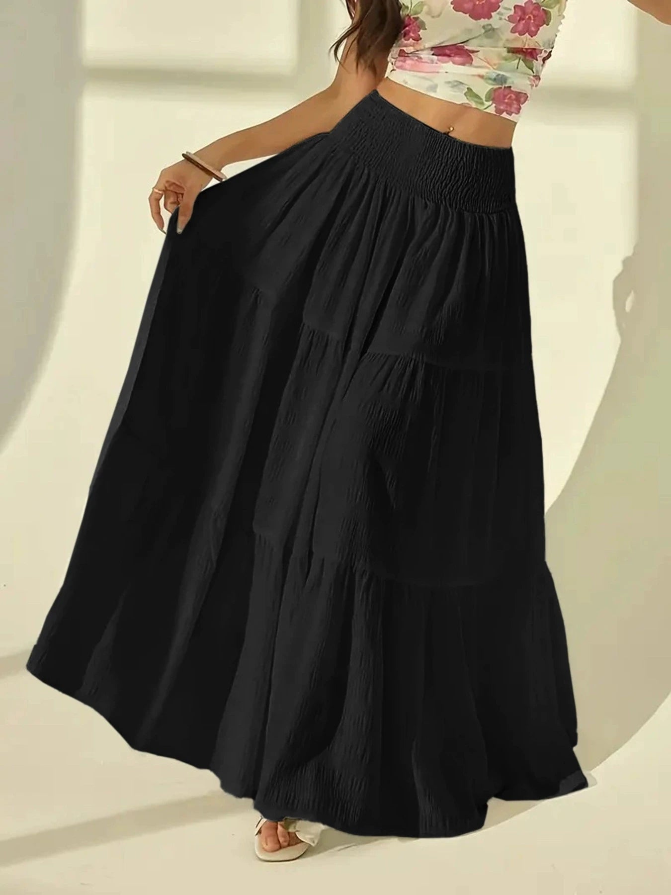 Plus size women's fashionable layered long skirt casual solid color elastic waist women's half skirt holiday date or vacation